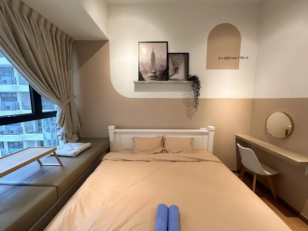 Kings Bay Country Garden Danga Bay By Cactus Homestay 조호르 바루 0*,