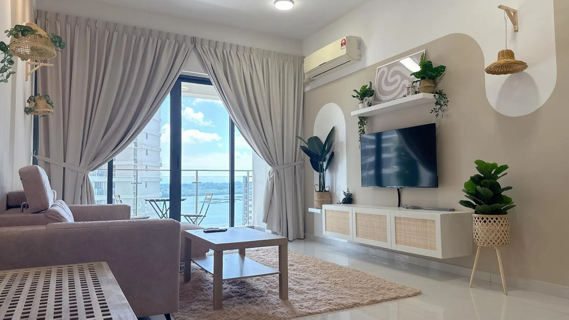Apartment Country Garden Danga Bay By Cactus Homestay Thm Johor Bahru