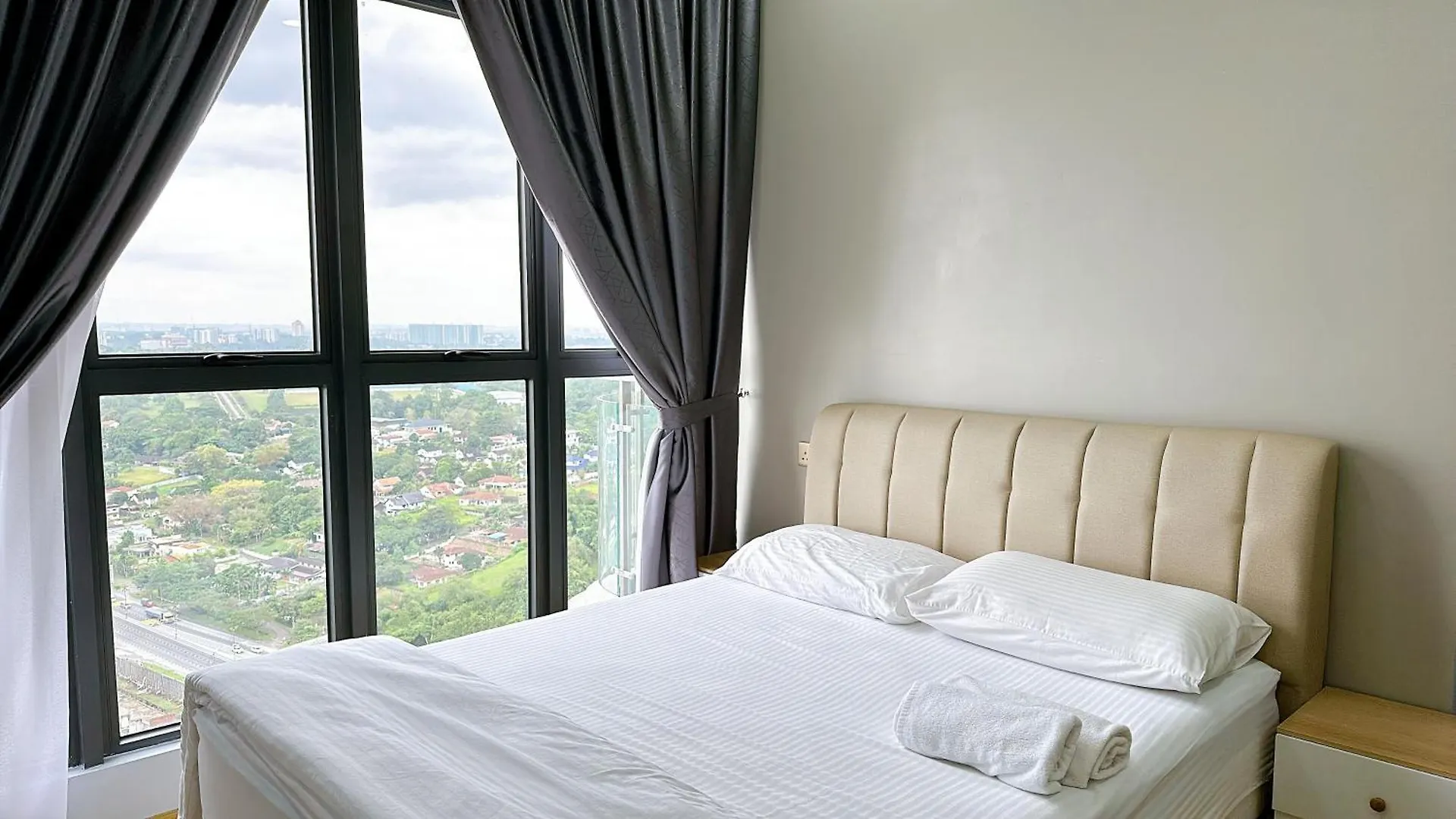 Country Garden Danga Bay By Cactus Homestay Thm 조호르 바루