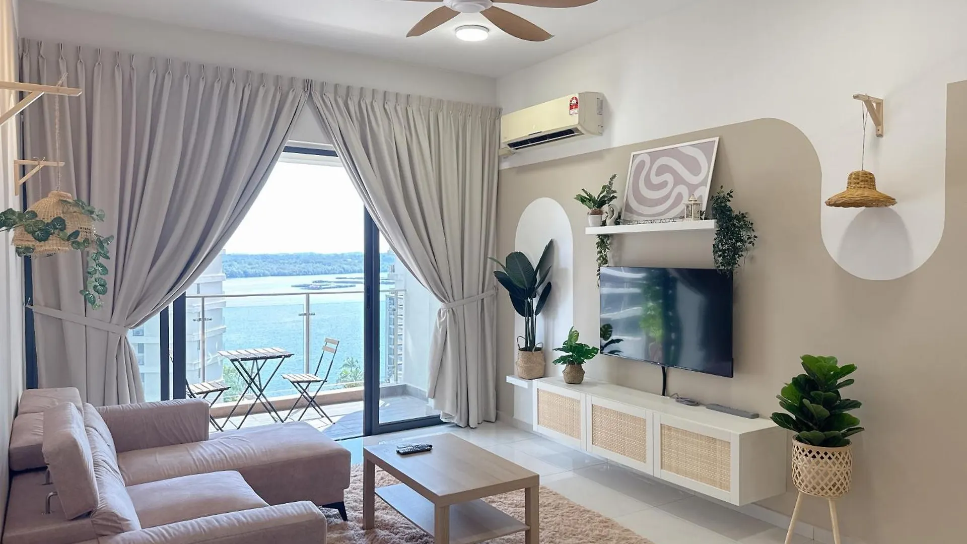 Country Garden Danga Bay By Cactus Homestay Thm 조호르 바루 아파트